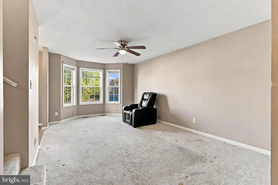 421 Debbi Ct, Hanover, PA 17331 - #3