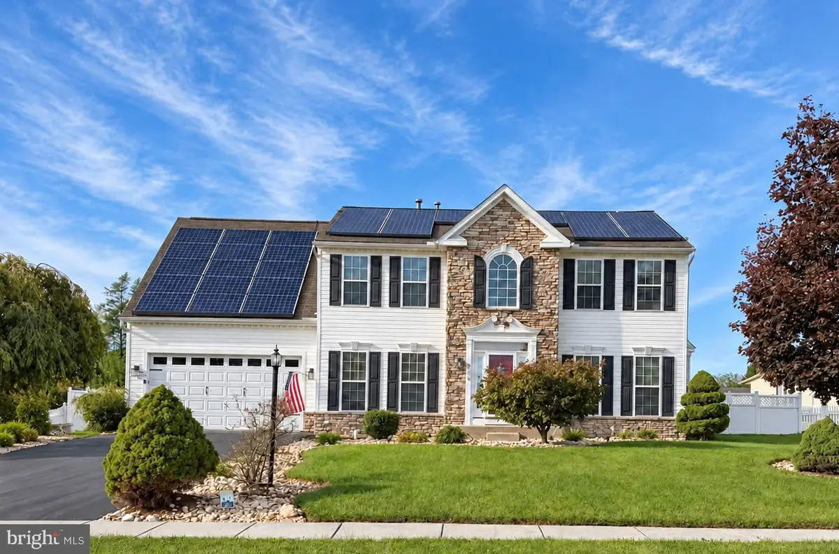 424 El Vista Dr, Hanover, PA 17331 - #1