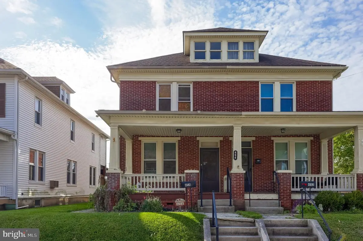 454 S Main St, Red Lion, PA 17356 - #1