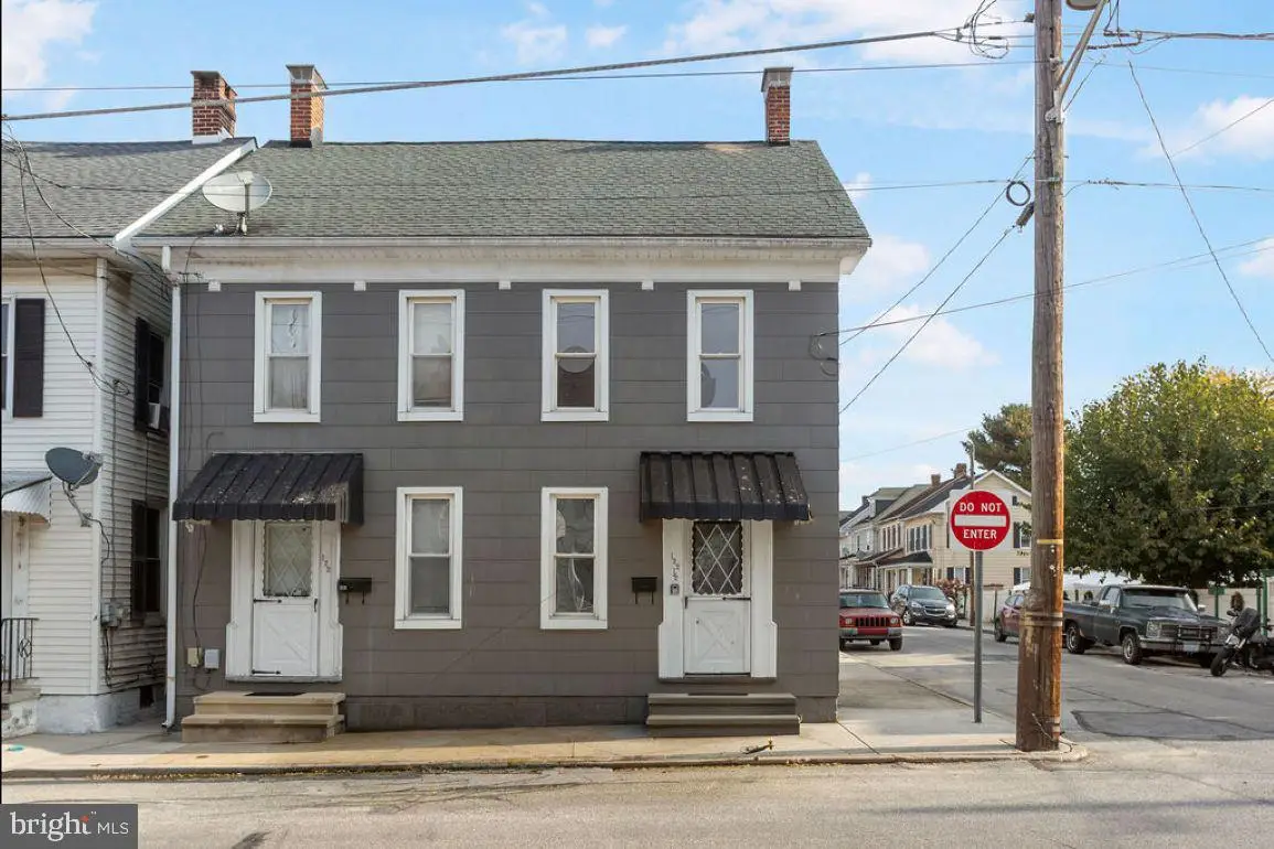 122-2 Mcallister St, Hanover, PA 17331 - #1