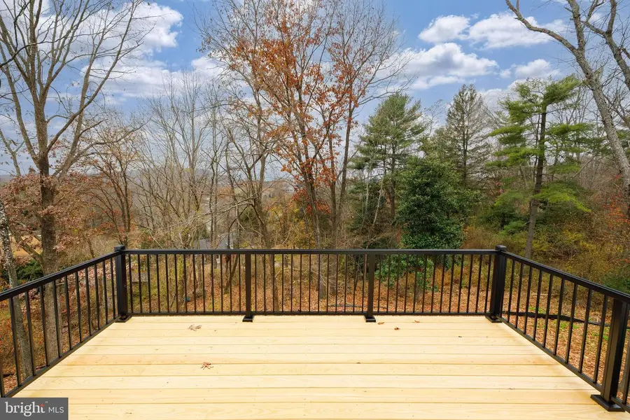 104 E Haven Ct, Charlottesville, VA 22911 - Image #2