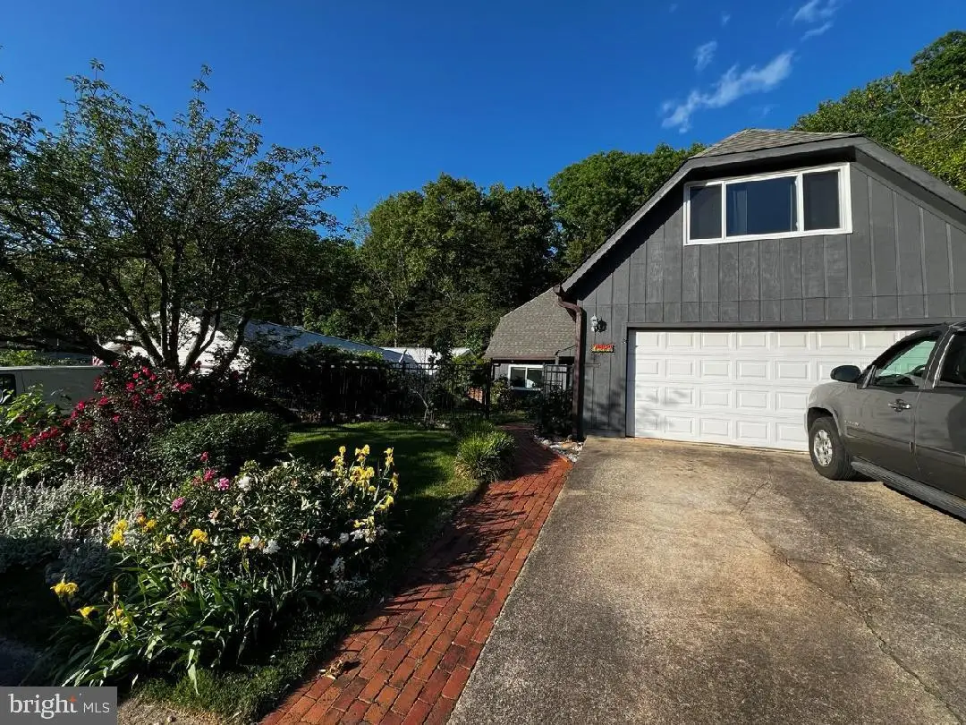 1533 Lake Forest Dr, Charlottesville, VA 22901 - Image #1