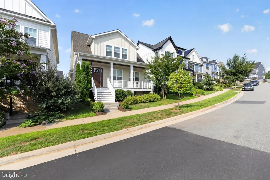 1515 Barnett St, Charlottesville, VA 22901 - #2