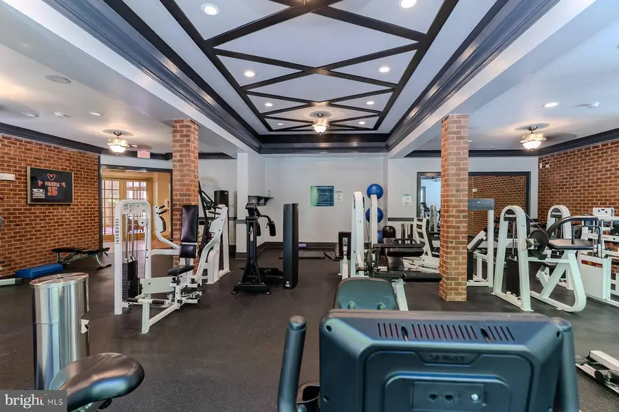 192 Yellowstone Dr #306, Charlottesville, VA 22903 - #2