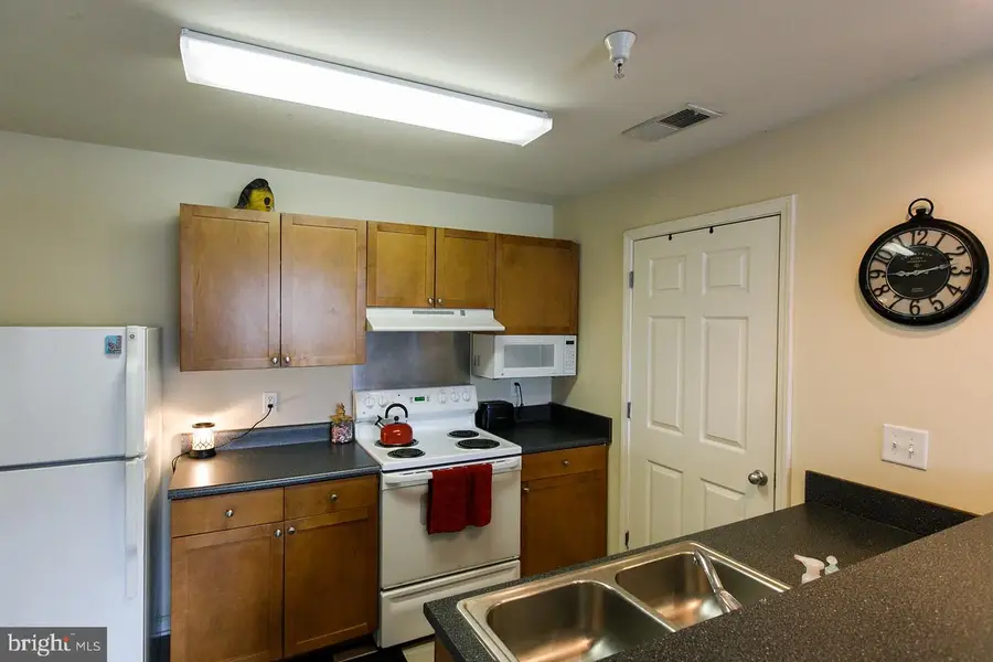 157 Yellowstone Dr #208, Charlottesville, VA 22903 - #3
