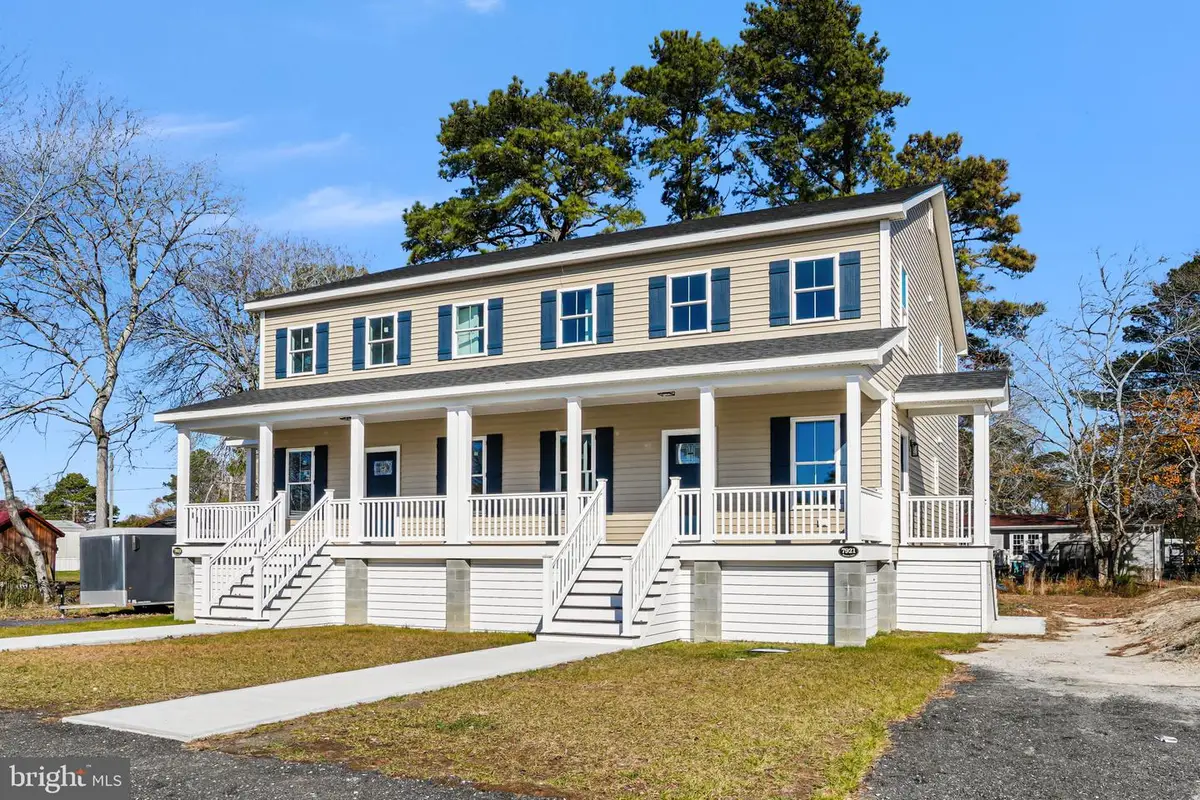 7921 East Side Rd, Chincoteague Island, VA 23336 - Image #1