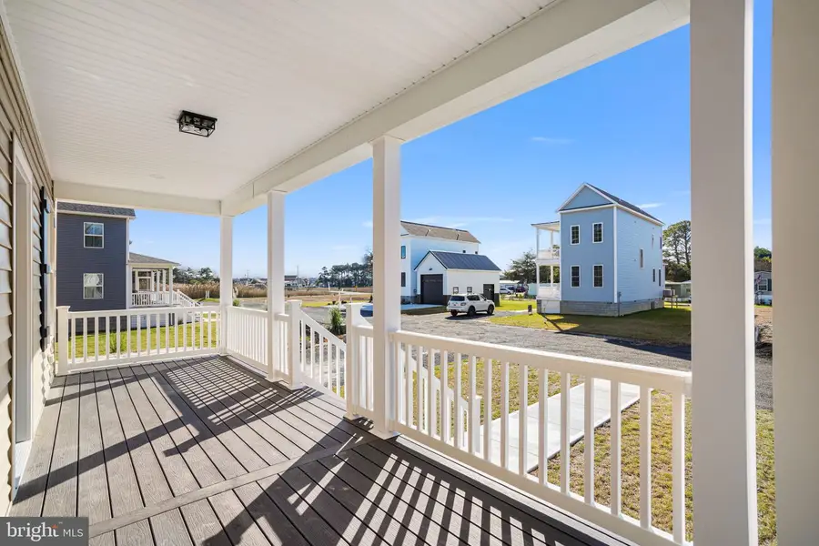 7921 East Side Rd, Chincoteague Island, VA 23336 - Image #3