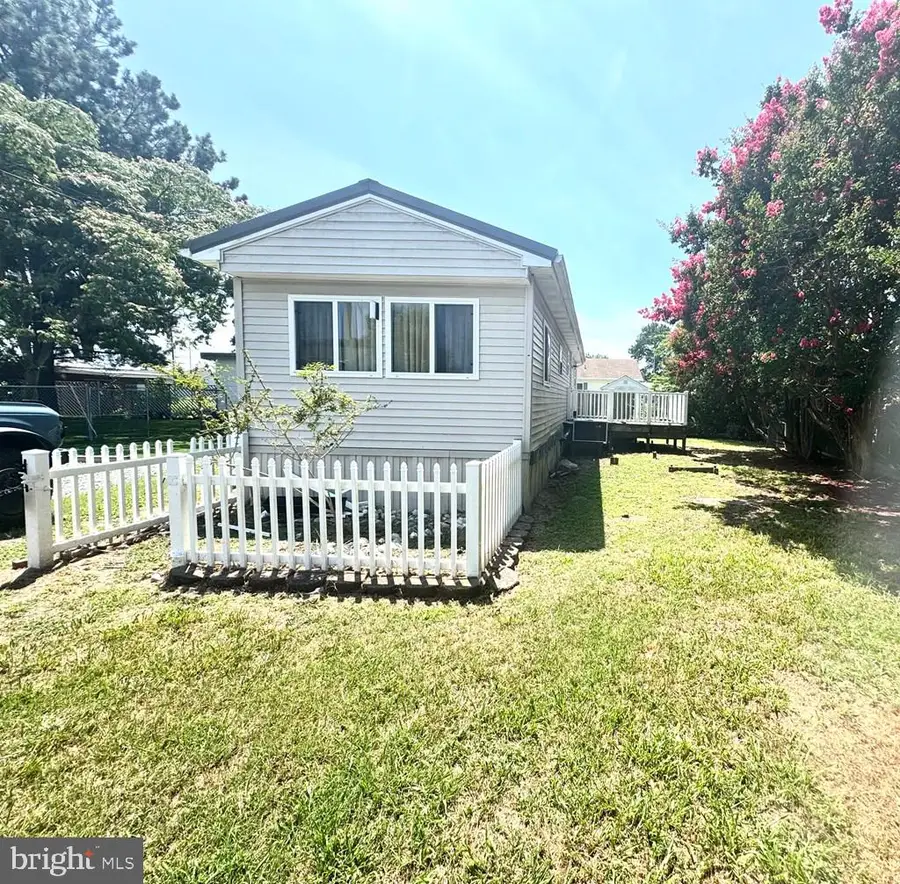 5122 Serenity Ln, Chincoteague Island, VA 23336 - Image #2