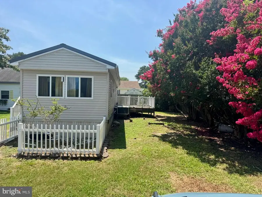 5122 Serenity Ln, Chincoteague Island, VA 23336 - Image #3