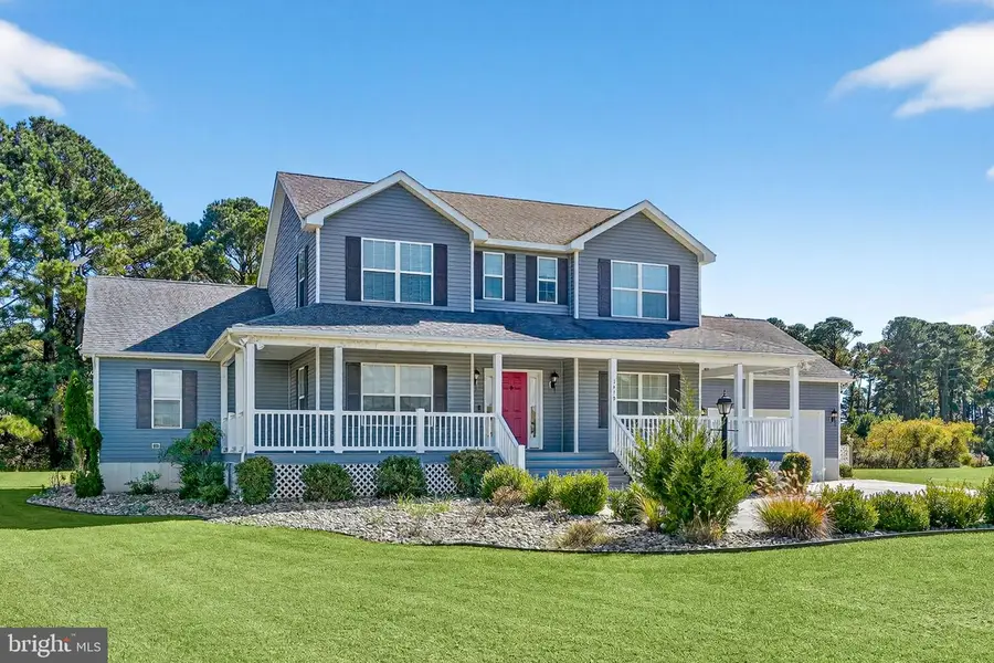 3079 Meridian Dr, Greenbackville, VA 23356 - Image #2