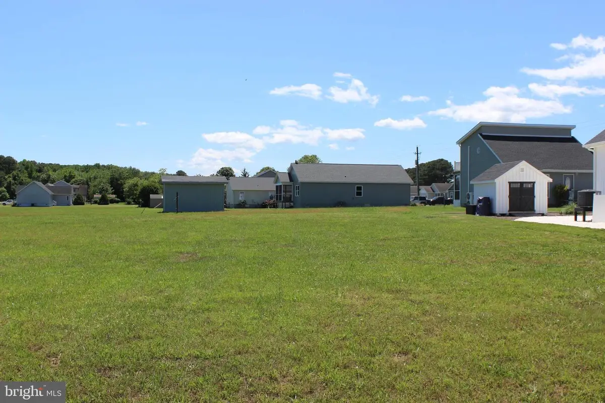 112 Davey Jones Blvd, Greenbackville, VA 23356 - #1