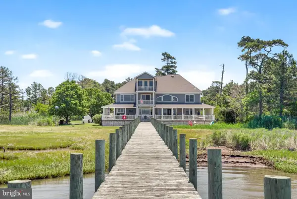 5141 Fish Ln, CHINCOTEAGUE ISLAND, VA 23336