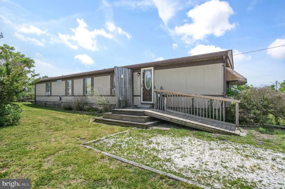 8145 Seashell Dr, Chincoteague, VA 23336 - #1