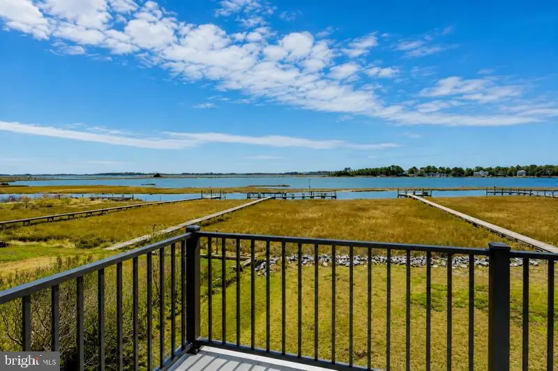 6107 Hopkins Ln, Chincoteague Island, VA 23336 - #2