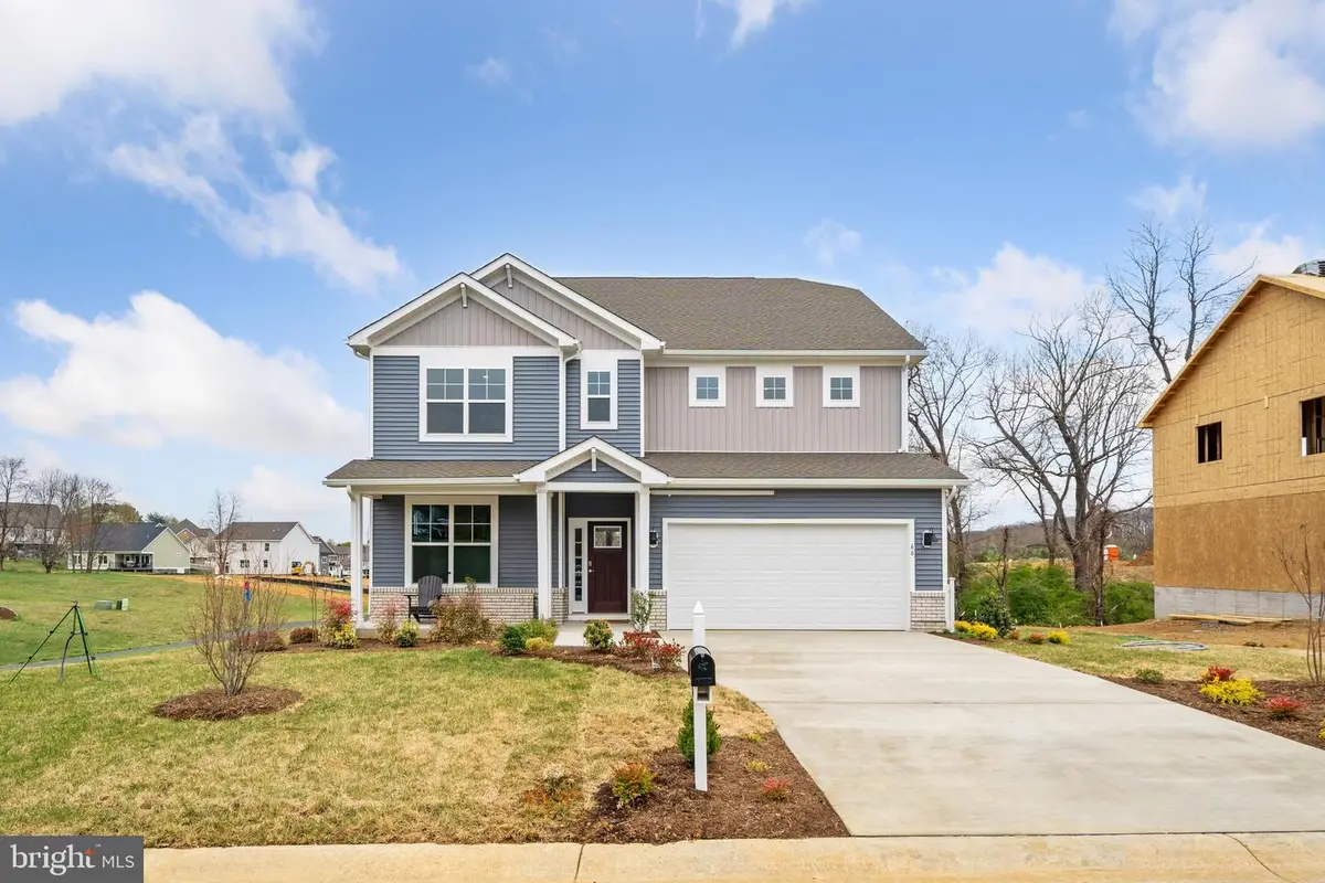 27 Avonwoods Dr, Staunton, VA 24401 - Image #1