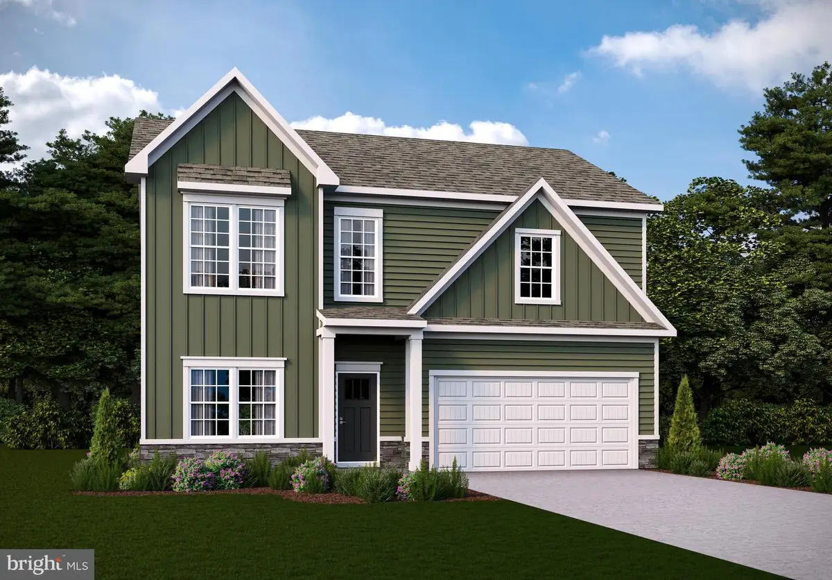 105 Fairfield Dr, Staunton, VA 24401 - Image #1