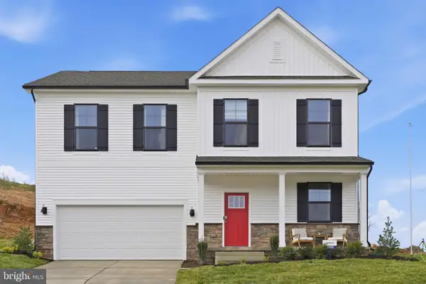 99 Fairfield Dr, STAUNTON, VA 24401