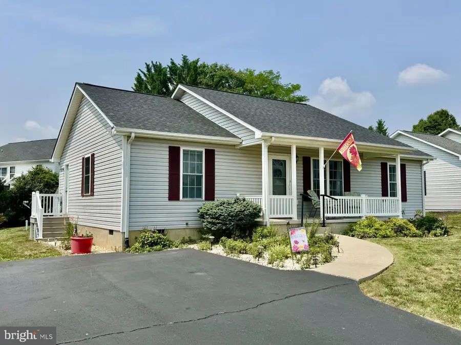 20 Millport Ct, Weyers Cave, VA 24486 - #2