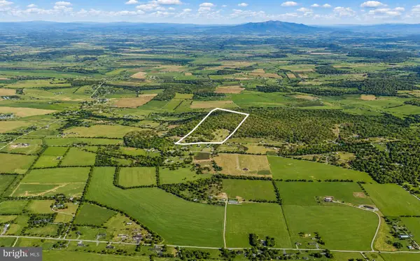 Round Hill School Rd, FORT DEFIANCE, VA 24437