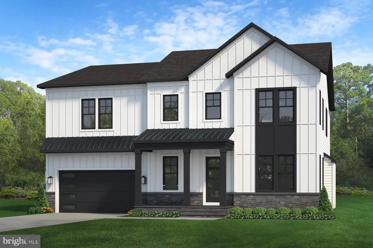 6528 36th St N, Arlington, VA 22213 - Image #1