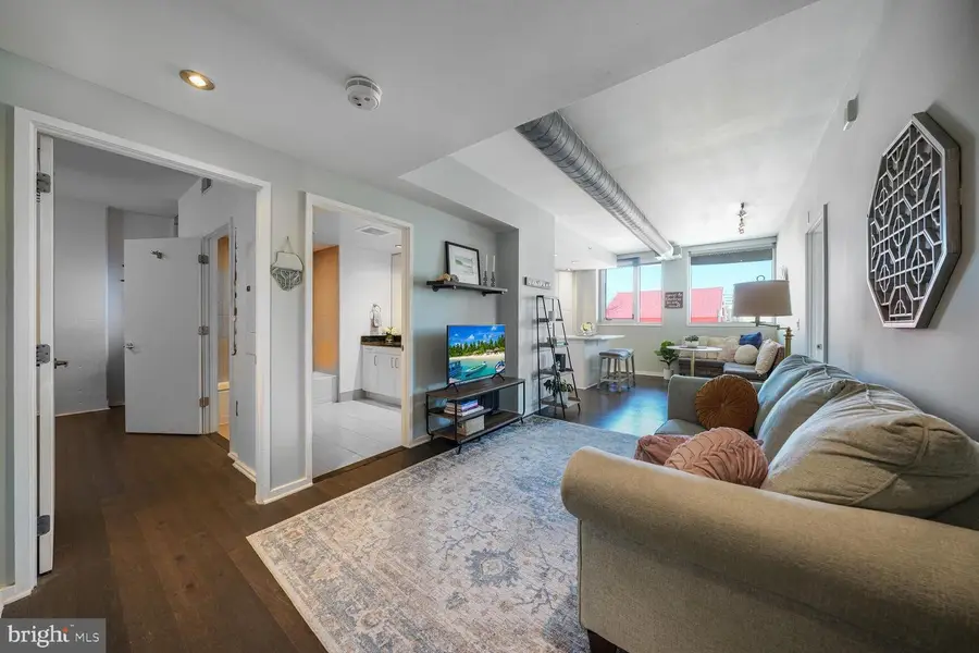 3409 Wilson Blvd #211, Arlington, VA 22201 - Image #2