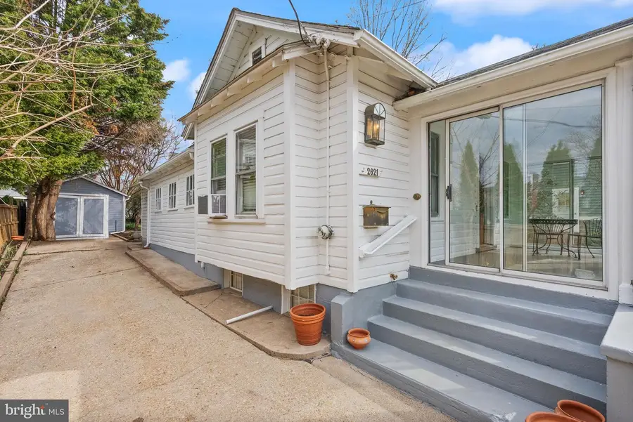 2621 2nd Rd N, Arlington, VA 22201 - Image #3