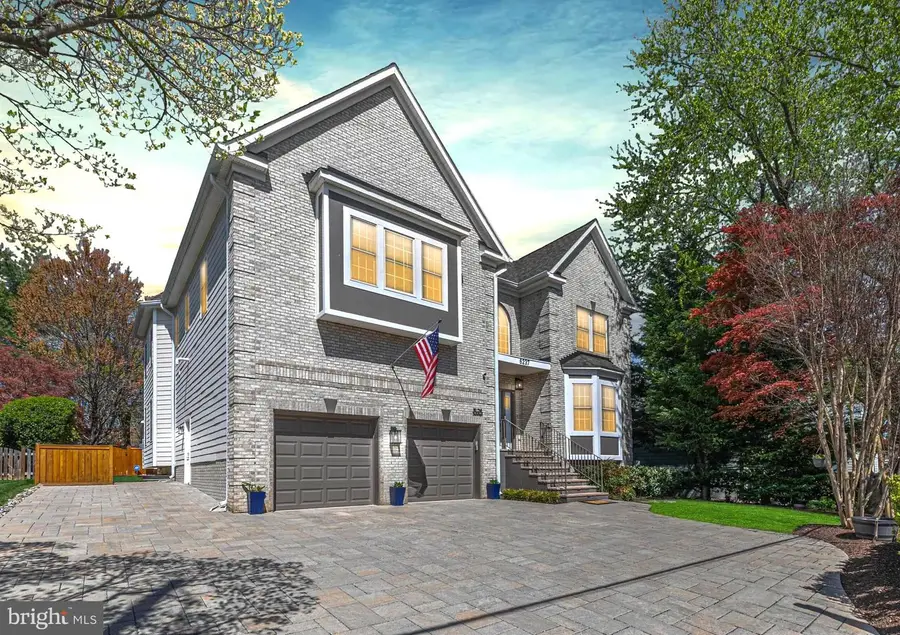 6237 Washington Blvd, Arlington, VA 22205 - #2