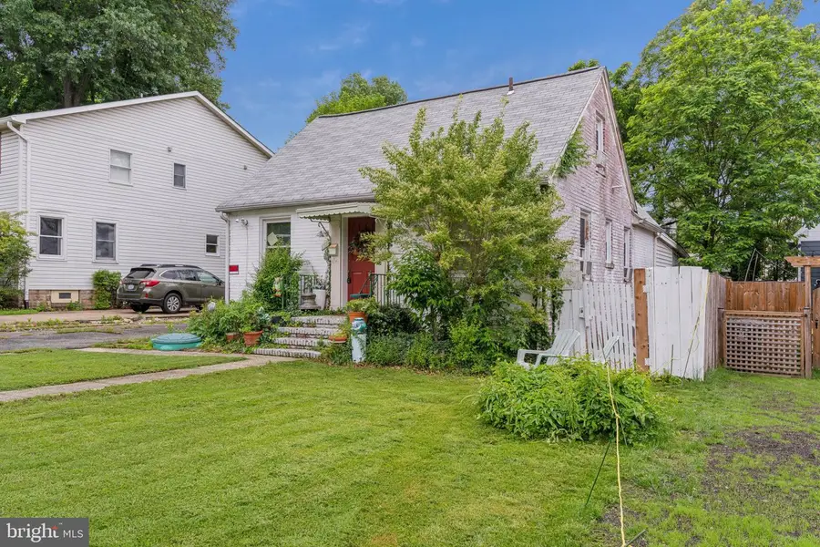 1019 21st St S, Arlington, VA 22202 - Image #2