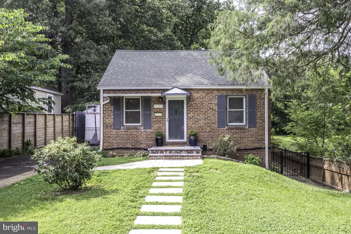 4741 20th St N, Arlington, VA 22207 - Image #1