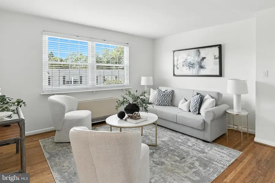 2030 N Vermont St #304, Arlington, VA 22207 - Image #3