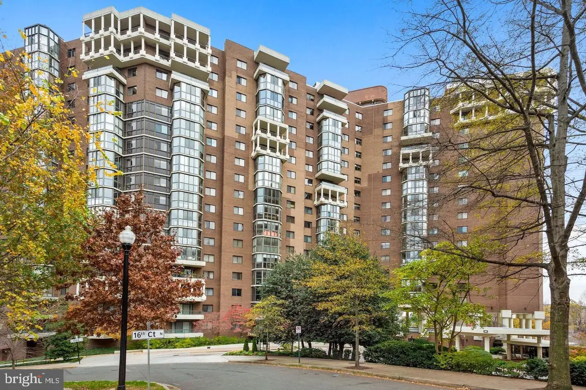 1600 N Oak St #524, Arlington, VA 22209 - Image #1