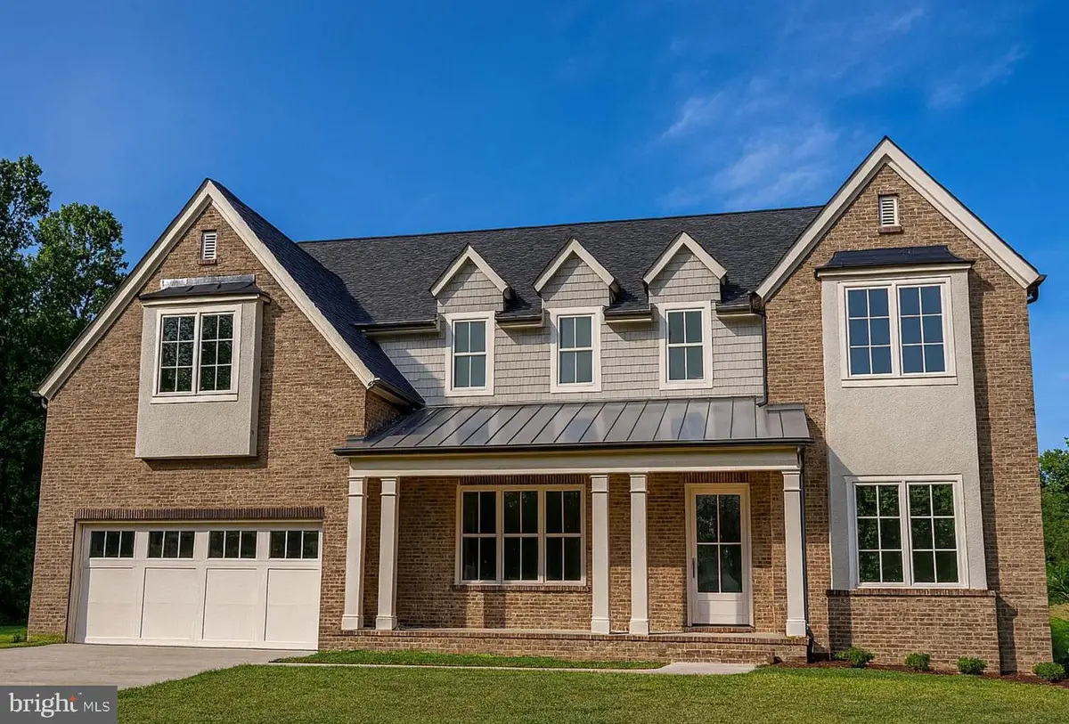 6587 29th St N, Arlington, VA 22213 - Image #1