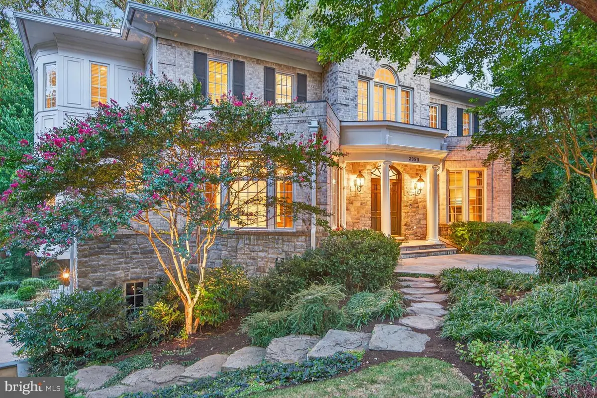 3950 27th Rd N, Arlington, VA 22207 - Image #1