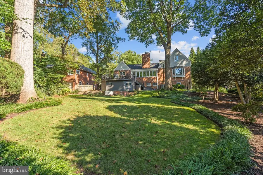 4827 27th Pl N, Arlington, VA 22207 - Image #2