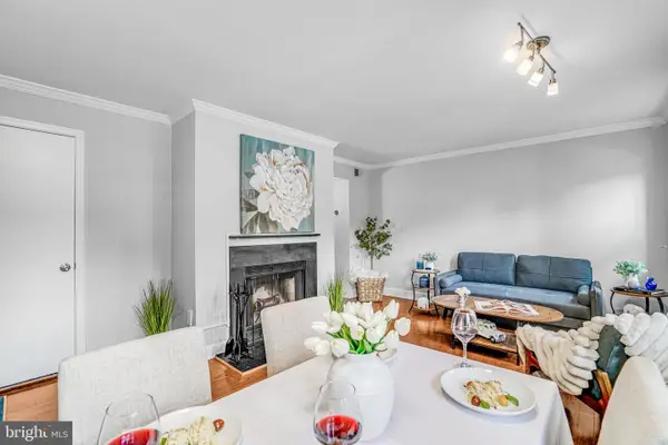 2106 N Scott St #40, ARLINGTON, VA 22209