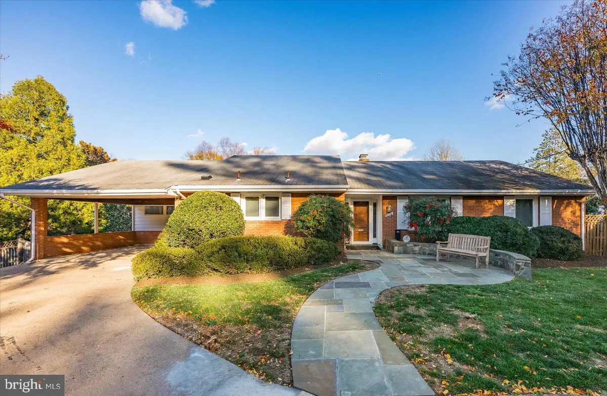 4714 33rd St N, Arlington, VA 22207 - Image #1