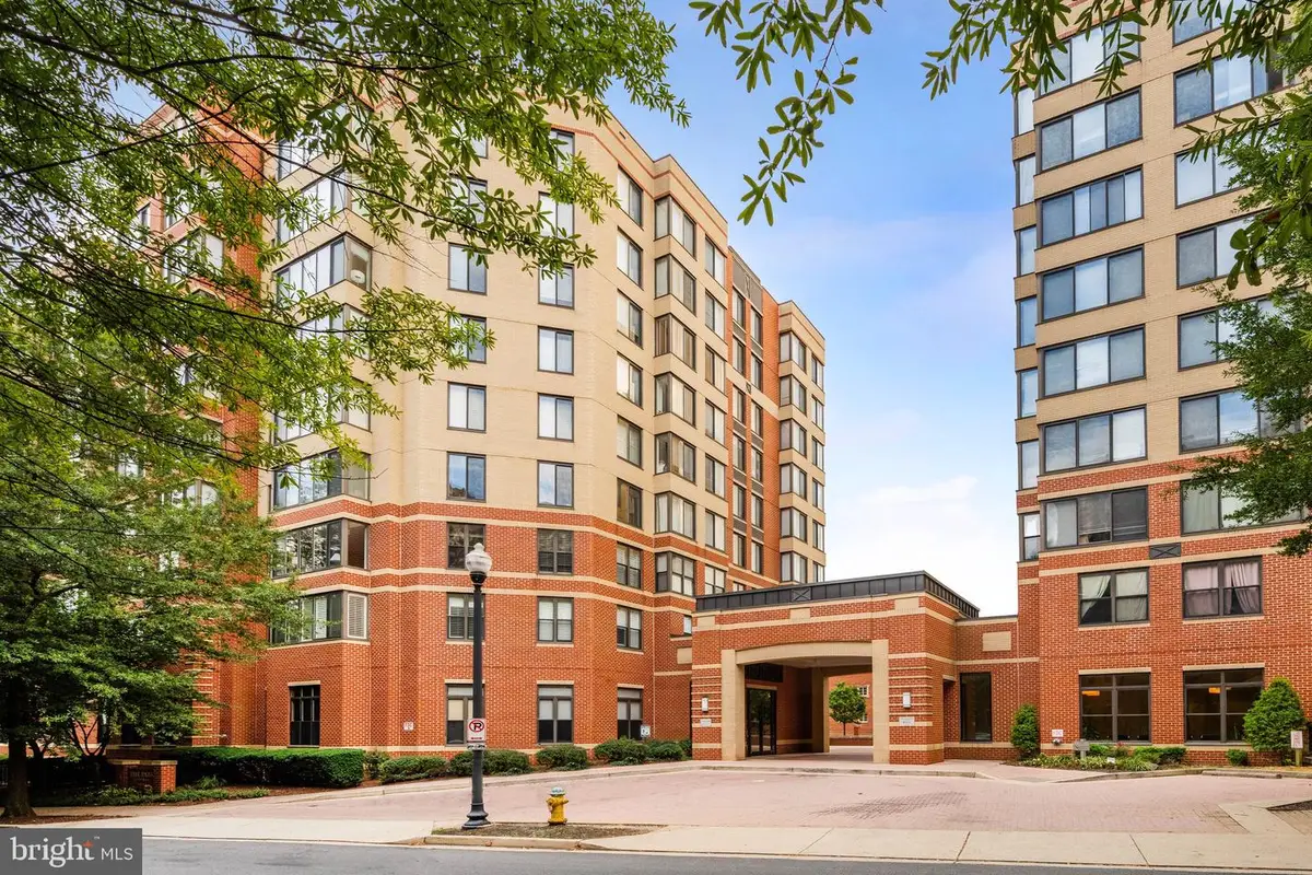 2220 Fairfax Dr #101, Arlington, VA 22201 - Image #1