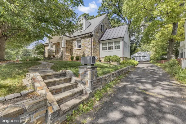 6223 Langston Blvd, ARLINGTON, VA 22205