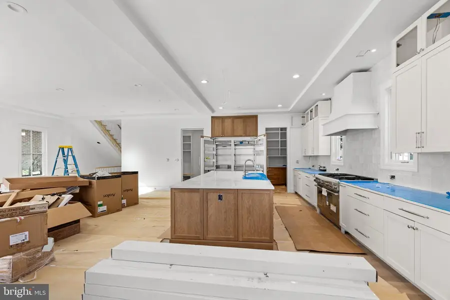 629 N Lincoln St N, Arlington, VA 22201 - Image #2