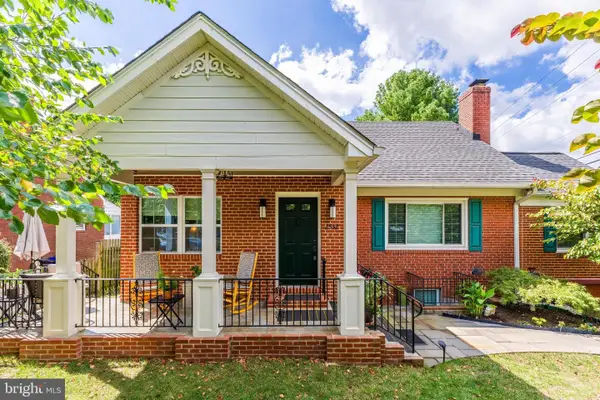 2532 N Glebe Rd N, ARLINGTON, VA 22207