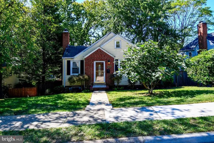 2100 S Quebec St, Arlington, VA 22204 - Image #2