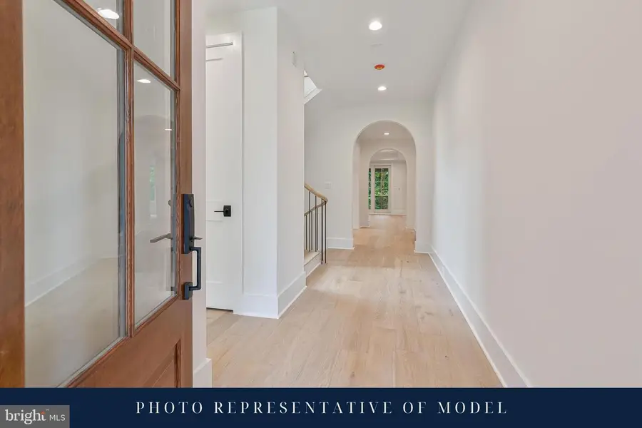 1622 N Adams St, Arlington, VA 22201 - #2