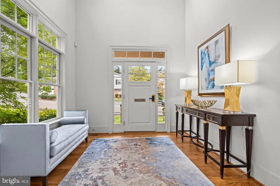 4801 29th St N, Arlington, VA 22207 - Image #3