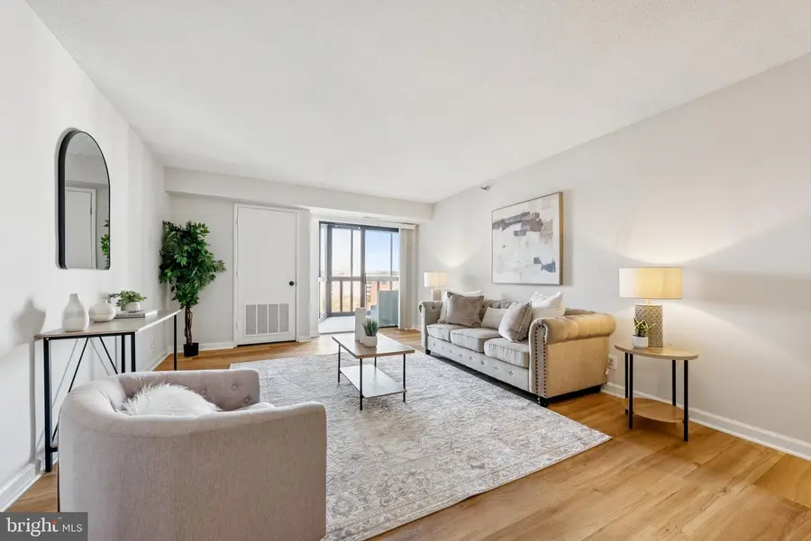 900 N Stafford St #915, Arlington, VA 22203 - Image #2