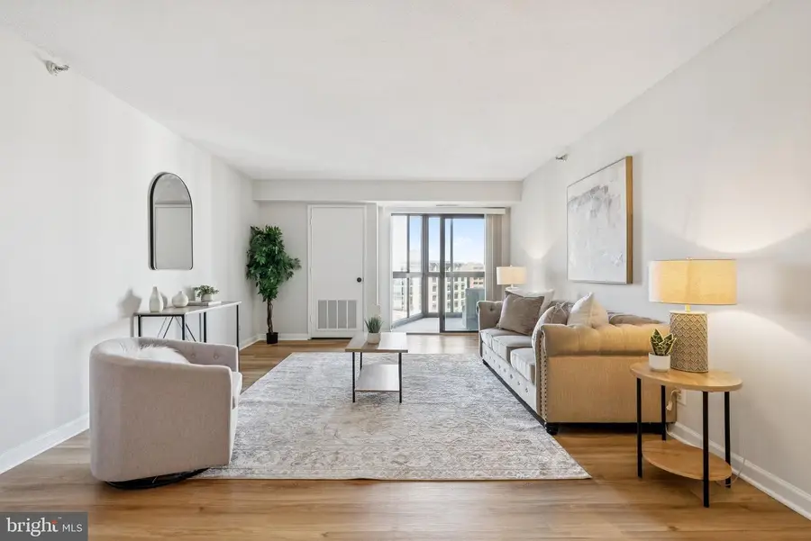 900 N Stafford St #915, Arlington, VA 22203 - Image #3