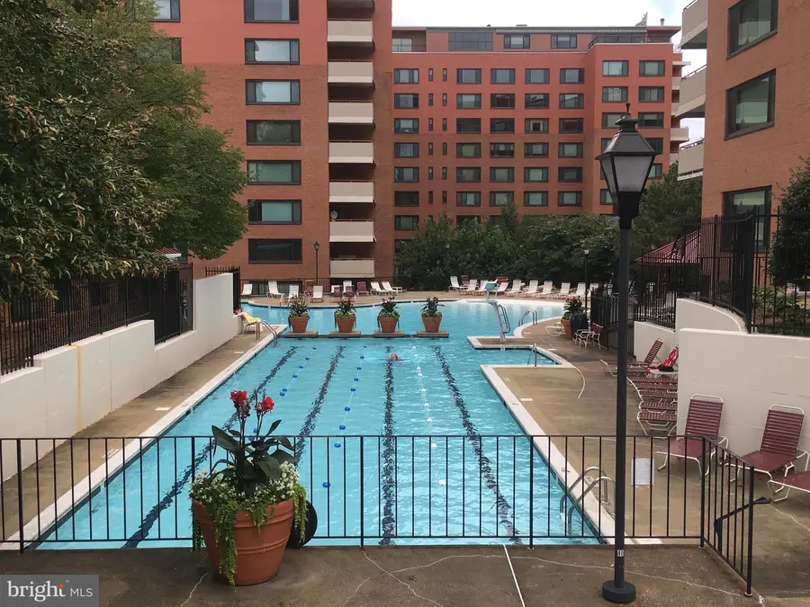 1121 Arlington Blvd #827, Arlington, VA 22209 - Image #3