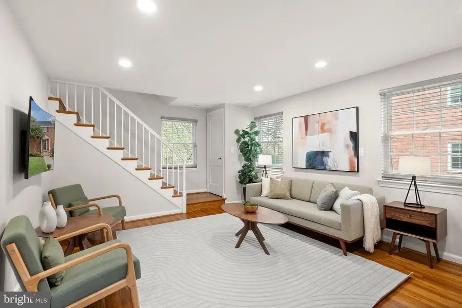 217 N Emerson St, Arlington, VA 22203 - Image #3