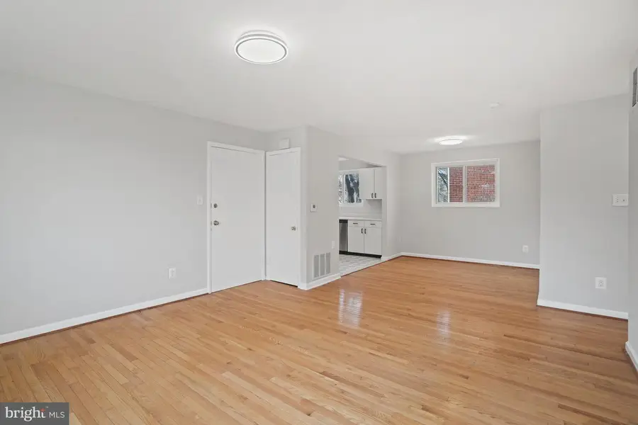 1138 N Stafford St, Arlington, VA 22201 - Image #3