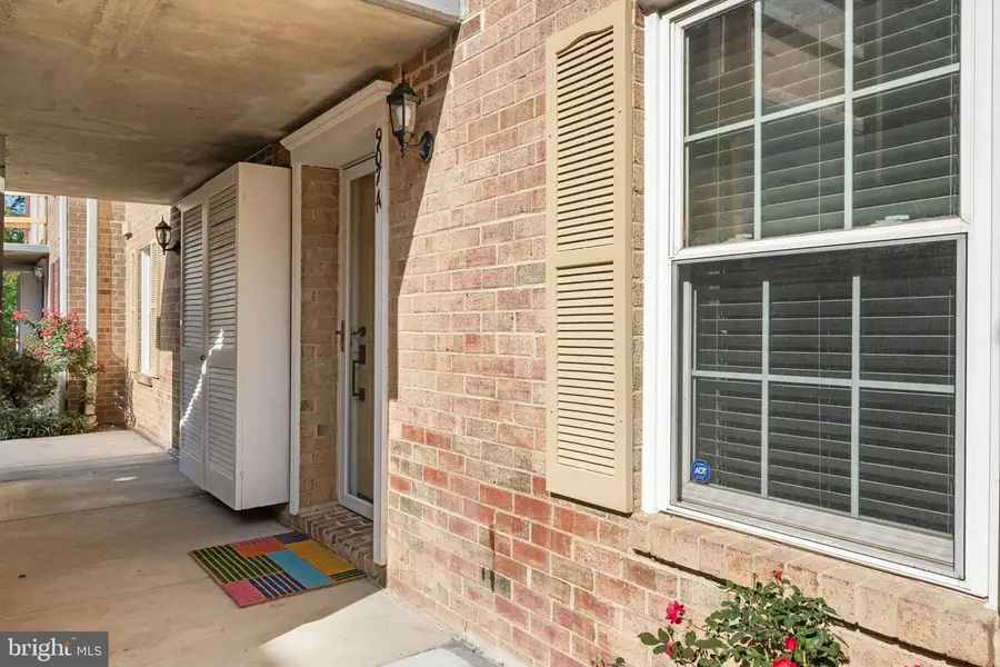 907 S Rolfe St #1-a, Arlington, VA 22204 - Image #3