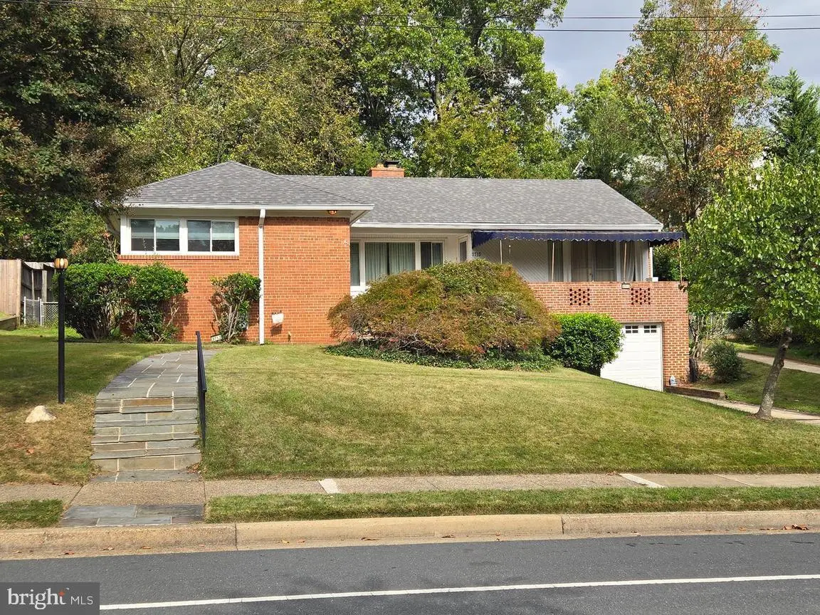 3713 Nelly Custis Dr, Arlington, VA 22207 - Image #1